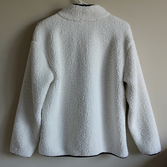 Size S🌷PINK VS SHERPA REVERSIBLE JACKET. - Picture 3 of 8